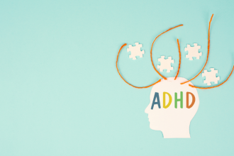 Produtividade do cérebro TDAH: O guia anticaos que realmente funciona — estratégias práticas para organizar a mente, reduzir distrações e transformar o dia a dia com Alexandre Costa Pedrosa.