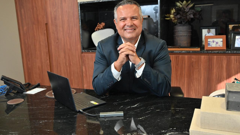 A adoção de complexos industriais com geração distribuída solar demanda avaliação técnica criteriosa, segundo Elmar Juan Passos Varjão Bomfim.