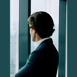 O SUS e a saúde da pessoa idosa: entenda como garantir cuidado integral e envelhecimento digno com a análise de Ian dos Anjos Cunha ao longo deste artigo.