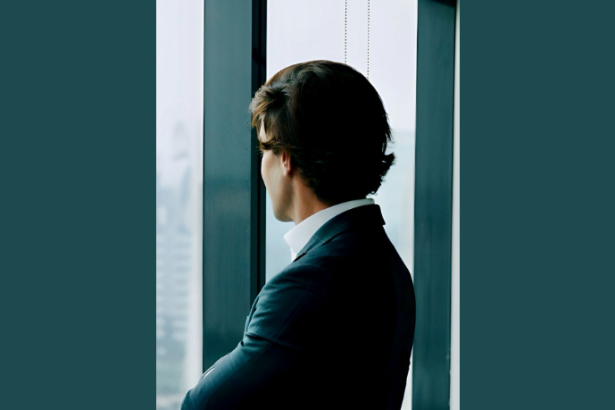 O SUS e a saúde da pessoa idosa: entenda como garantir cuidado integral e envelhecimento digno com a análise de Ian dos Anjos Cunha ao longo deste artigo.